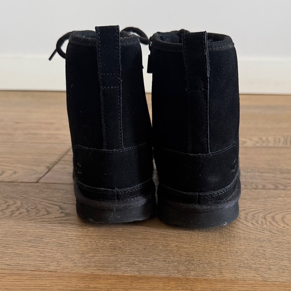 UGG Neumel Boys Black Lace-Up Suede Boots